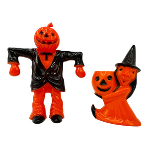
            
                Load image into Gallery viewer, Vintage Halloween Rosbro Hard Plastic Scarecrow &amp;amp; Witch With Jack O&amp;#39; Lanterns, Set of 2 ~ 1950s Toy &amp;amp; Candy Holder at Eerie Emporium.
            
        