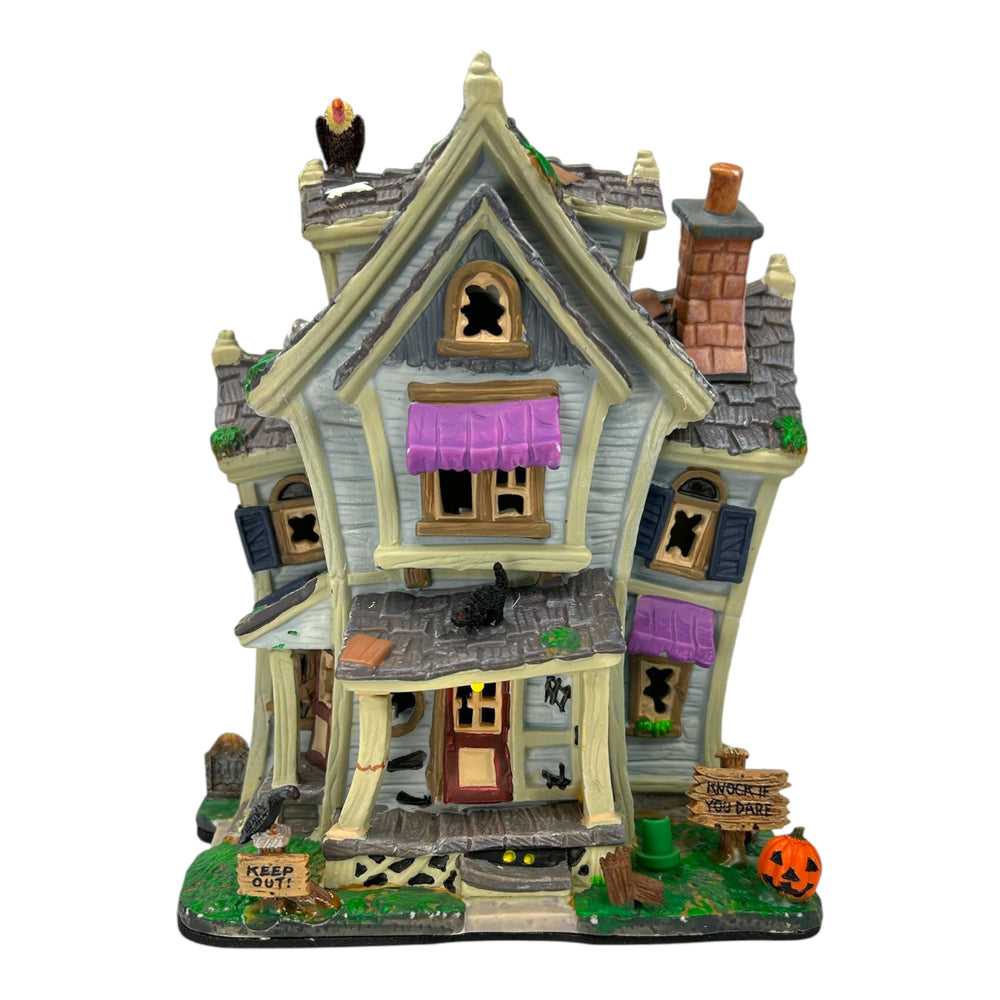 Retired Lemax Spooky Town Goosebumps Manor #65347 - Includes 2006 Michaels Catalog at Eerie Emporium. 6