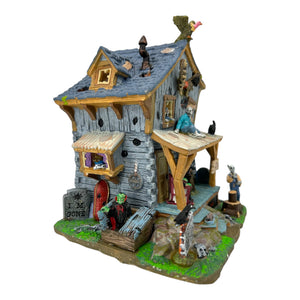 Retired Lemax Spooky Town Haunted Cabin #05004 at Eerie Emporium. 6
