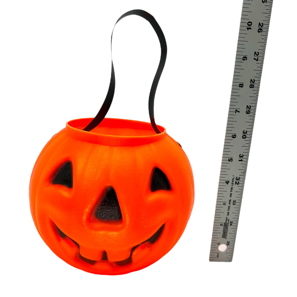 Vintage General Foam Plastics Jack-O'-Lantern Candy Bucket ~ 1970s / 1980s Blow Mold at Eerie Emporium. 7