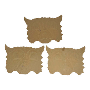 Vintage Halloween HE Luhrs Beistle Black Cat Face Embossed Die Cuts ~ Set of 3 at Eerie Emporium. 9