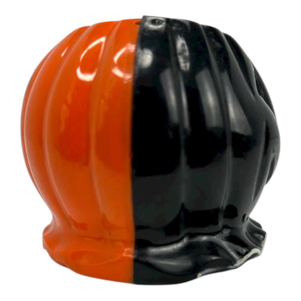 Vintage Halloween Rosbro Jack-O'-Lantern Candy Container with Fangs ~ Black/White Face from the 1950s at Eerie Emporium. 3