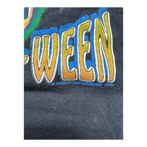 Vintage Halloween Single Stitch Howl-O-Ween Werewolf T-Shirt 1990s size XL at Eerie Emporium. 3