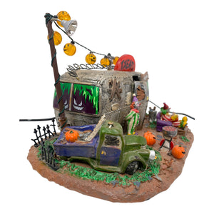 
            
                Load image into Gallery viewer, Retired Lemax Spooky Town Killer Clown Mobile Home #14323 - A mobile home is crawling in sinister, scary clowns and jack o lanterns.
            
        