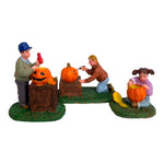 Retired Lemax Spooky Town Pumpkin Carvers #52009