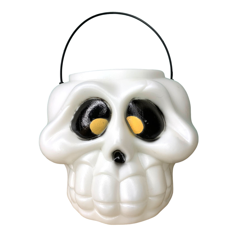 
            
                Load image into Gallery viewer, General Foam White Skull Blow Mold Trick or Treat Bucket
            
        