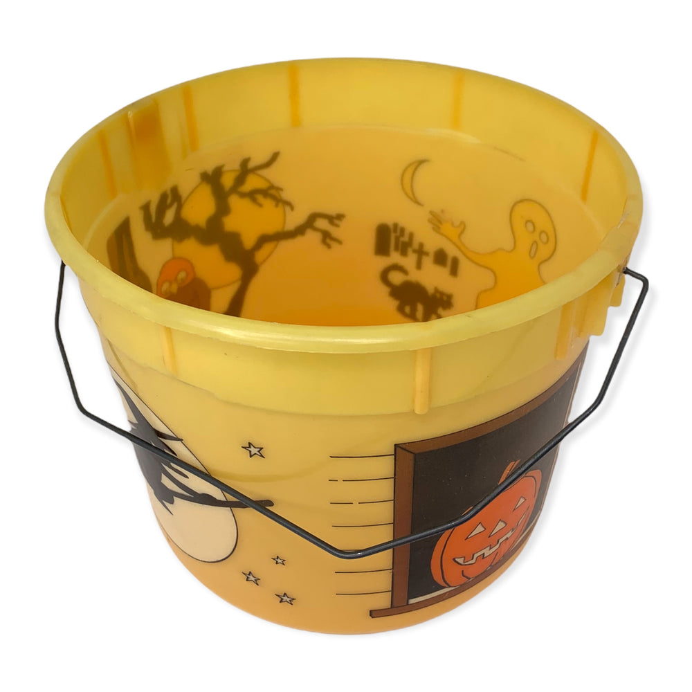 Vintage Yellow Halloween Trick or Treat Bucket with metal Handle.