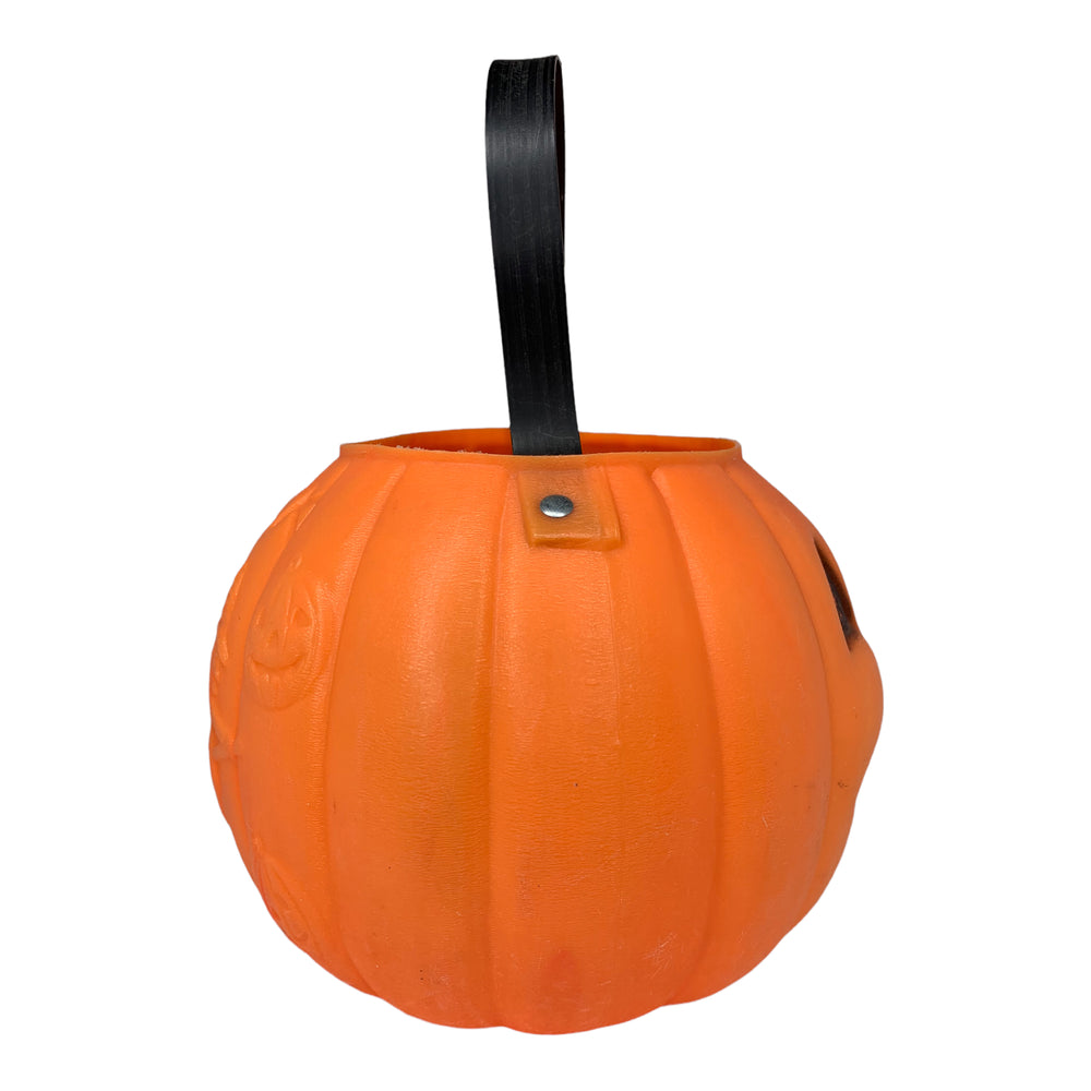 
            
                Load image into Gallery viewer, Vintage 1960s AJ Renzi Pumpkin Bucket with Witch
            
        