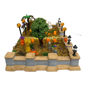 
            
                Load image into Gallery viewer, Retired Lemax Spooky Town Jack O&amp;#39; Lantern Way #44141 - A creepy front yard is crawling in monsters, pumpkins and Halloween decorations.
            
        