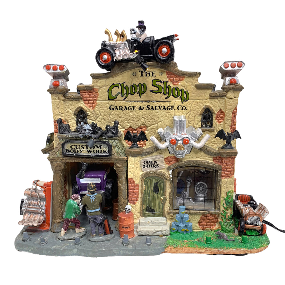 
            
                Load image into Gallery viewer, Retired Lemax Spooky Town The Chop Shop Garage &amp;amp; Salvage Co. #25323 Product Image
            
        